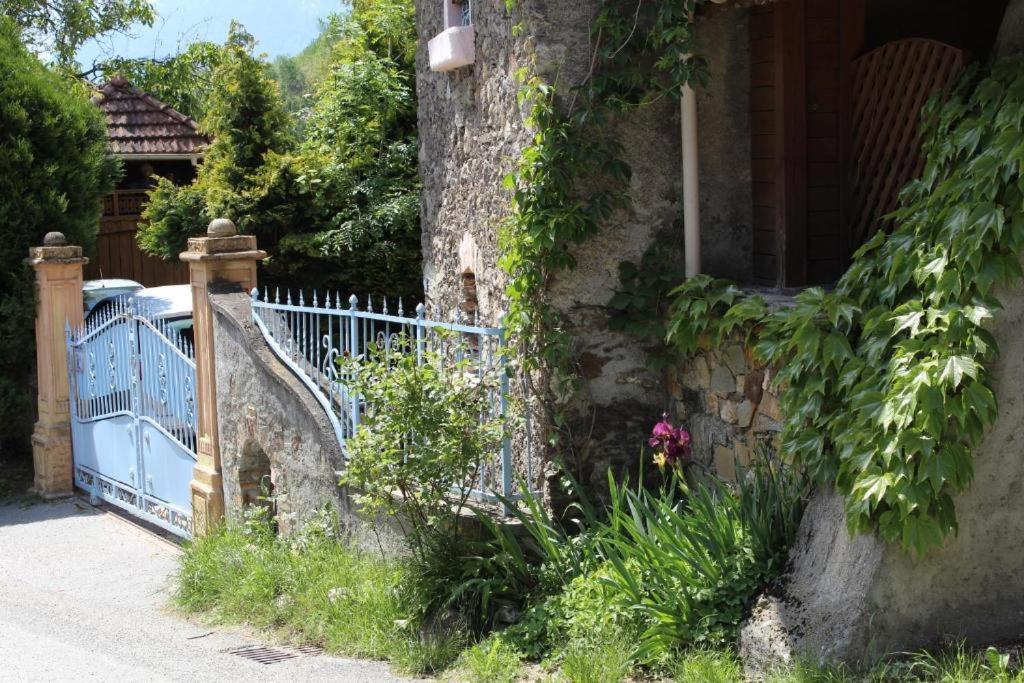 Studio Atypique Et Cosy, Classe "Gite De France" 5Min Centre, 15Min Gare, Lit Queen Size "Climatisation, Netflix Et Wifi, Parking, Lave Vaisselle, Boite A Cles Pour Arrivee Tardive - Gites La Tarine Albertville Esterno foto
